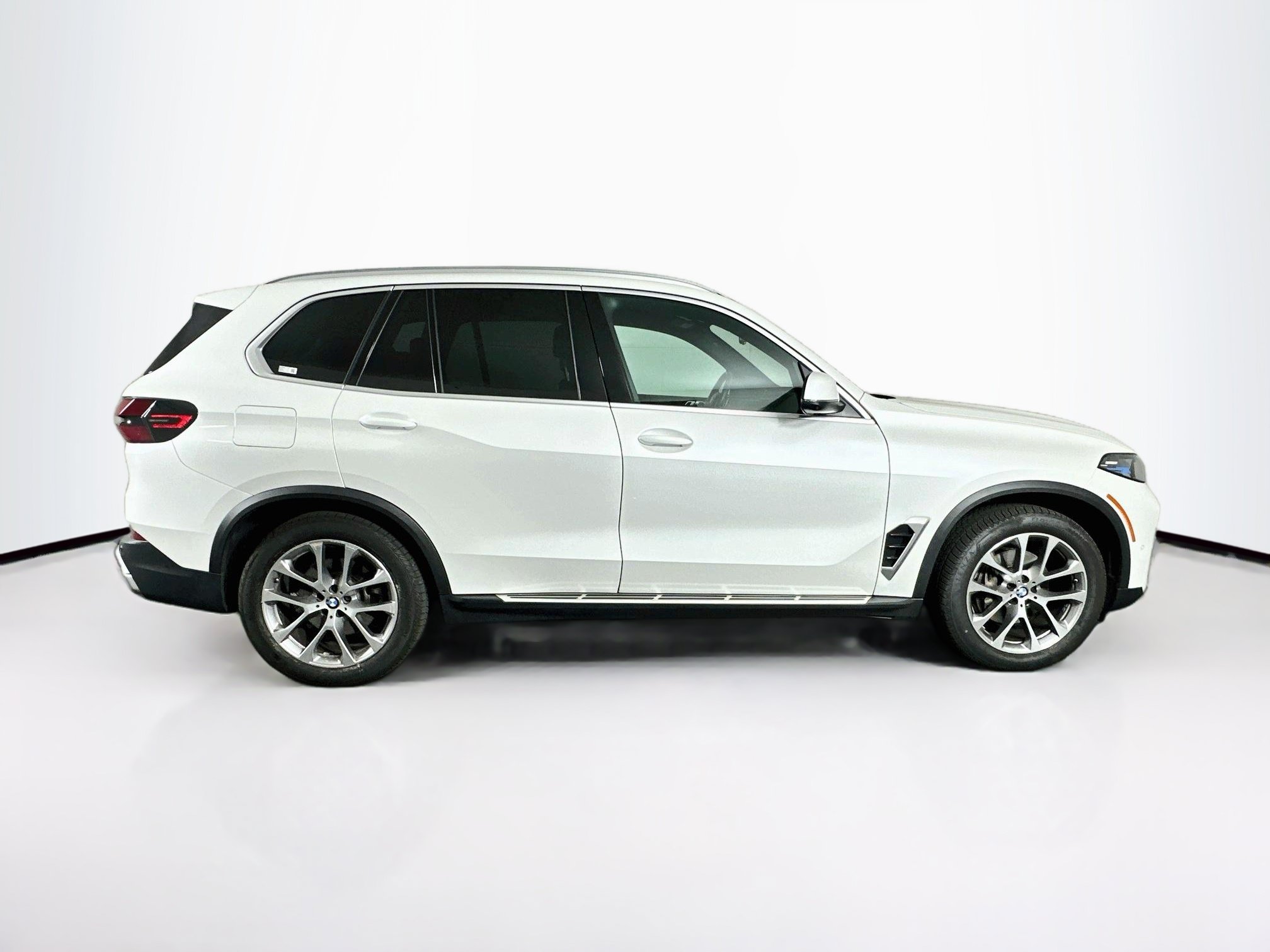 Used 2024 BMW X5 sDrive40i RWD image 10