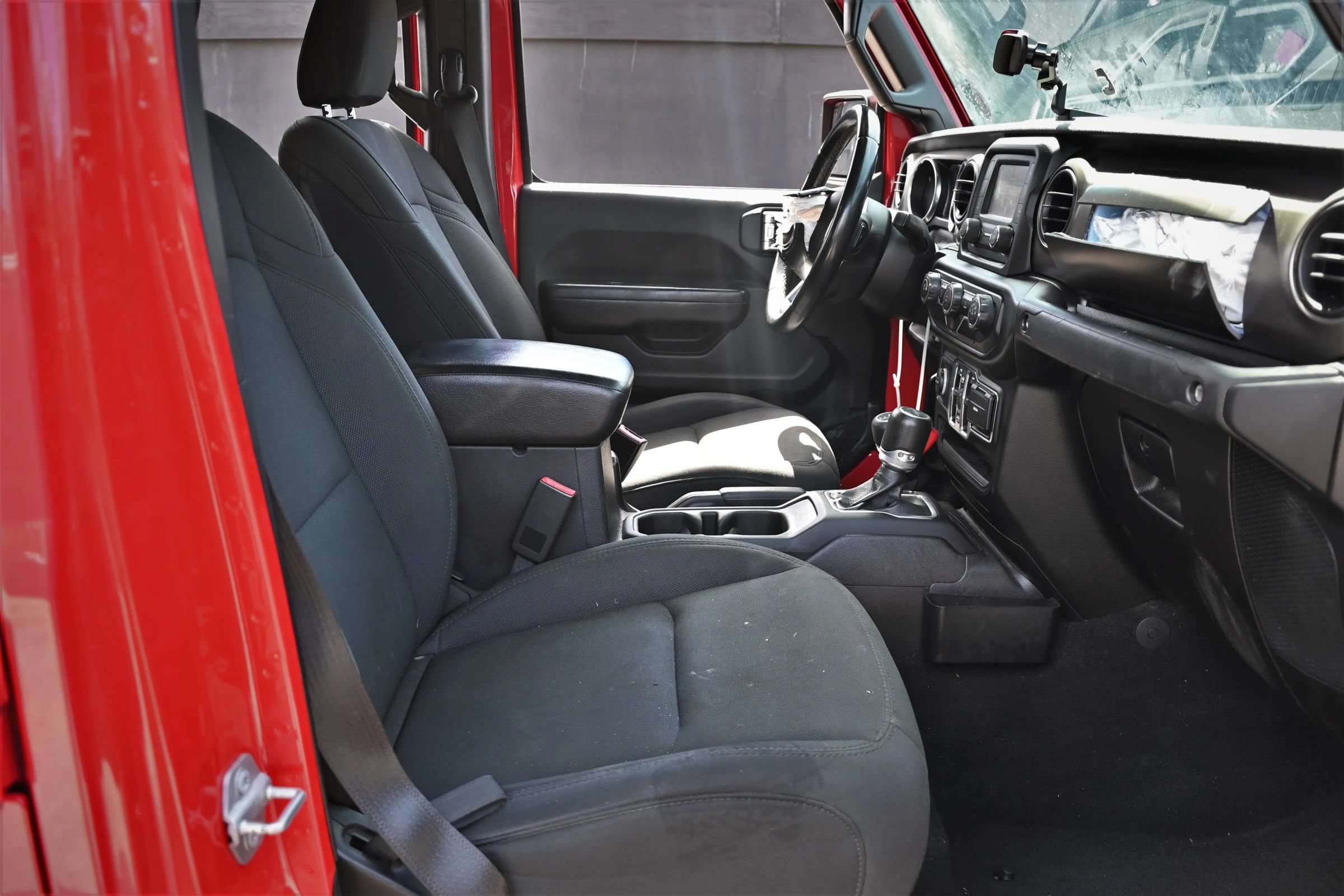 Used 2020 Jeep Gladiator Sport w/ Quick Order Package 24S AWD/4WD image 14