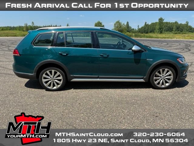Used 2019 Volkswagen Golf Alltrack S AWD/4WD image 1