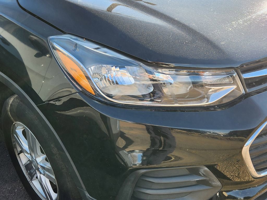Used 2020 Chevrolet Trax LS image 4