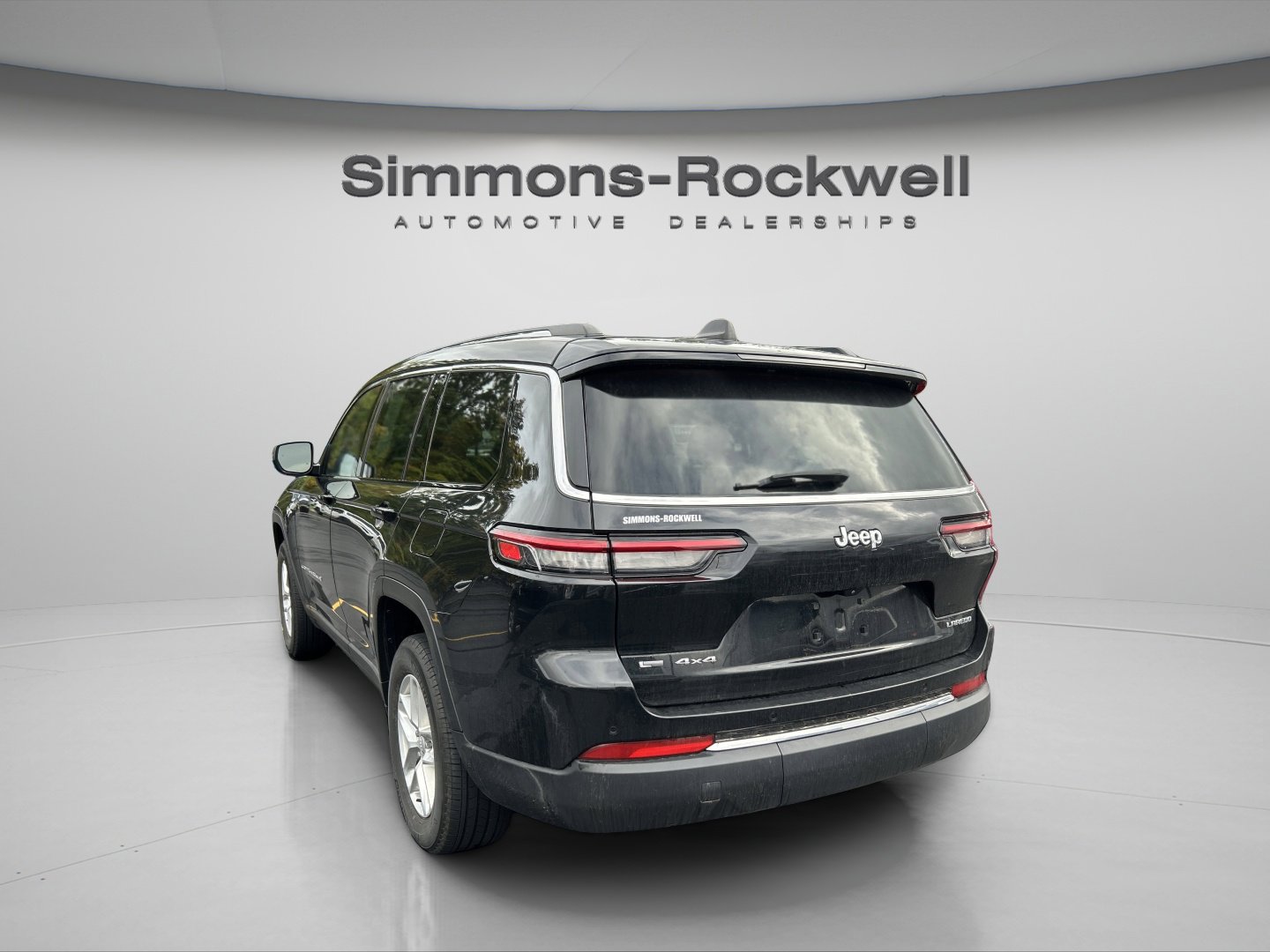 Used 2022 Jeep Grand Cherokee L Laredo w/ Luxury Tech Group I image 6