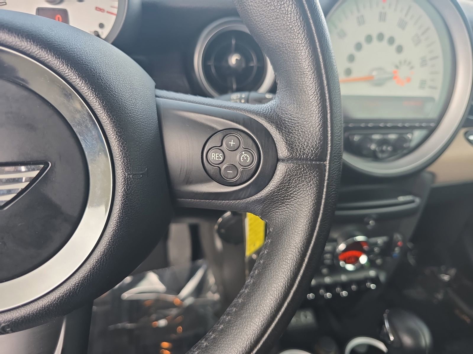 Used 2013 MINI Cooper Hardtop image 20