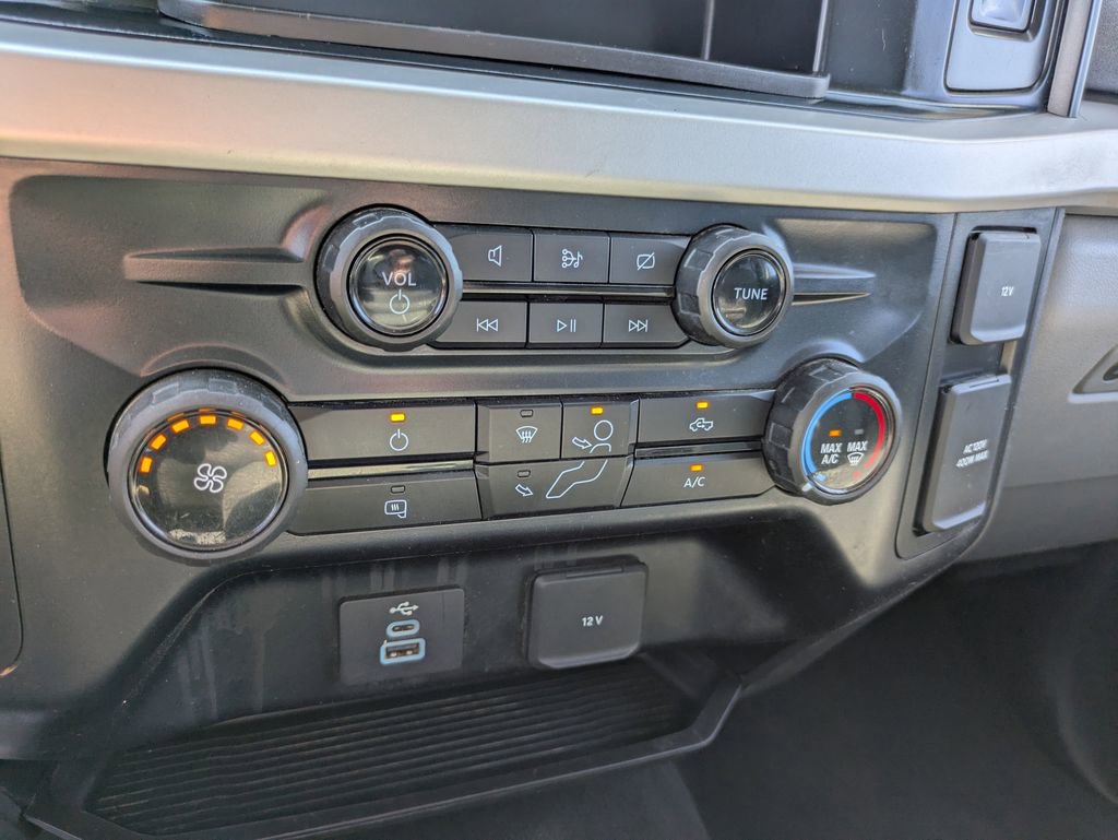 Used 2024 Ford F350 XLT AWD/4WD image 16
