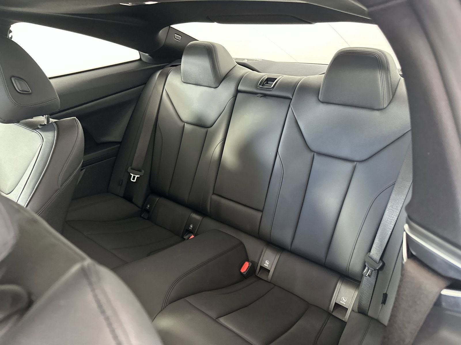 Used 2021 BMW 430i Coupe w/ Convenience Package RWD image 23
