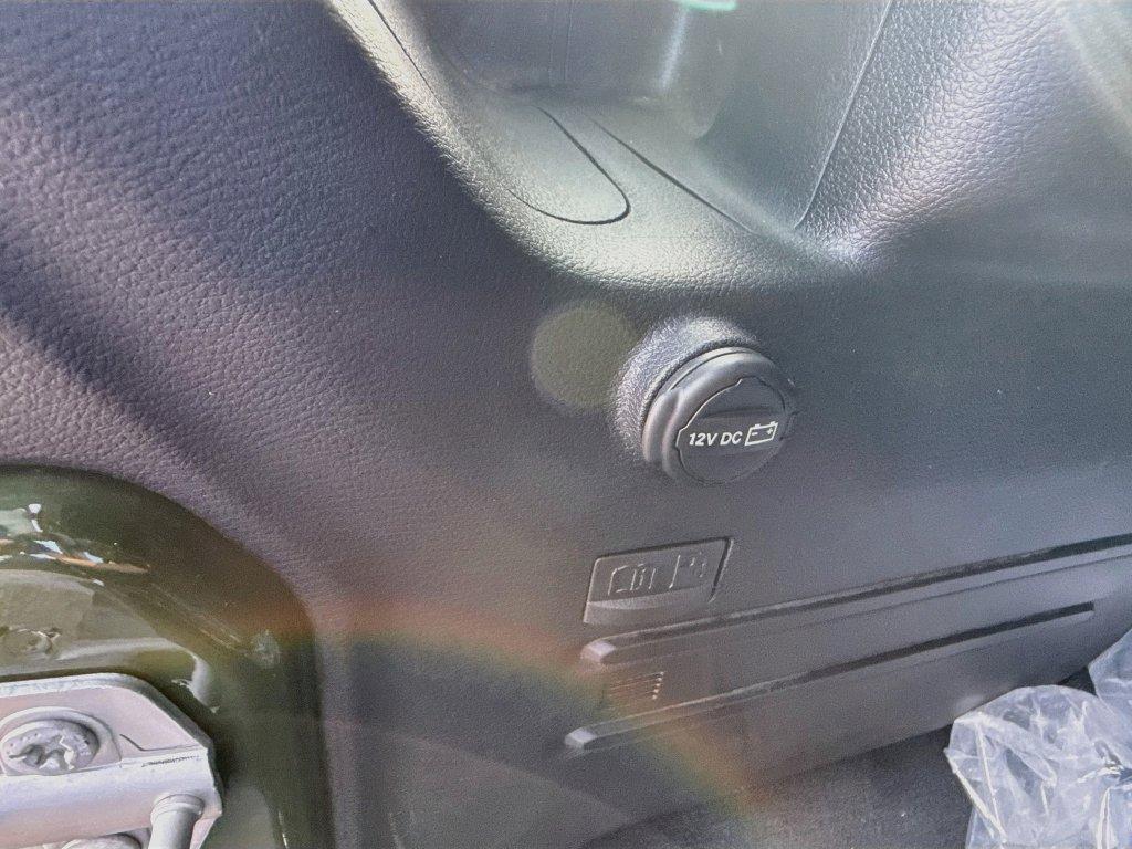 Used 2024 Jeep Wrangler Unlimited Sahara AWD/4WD image 30