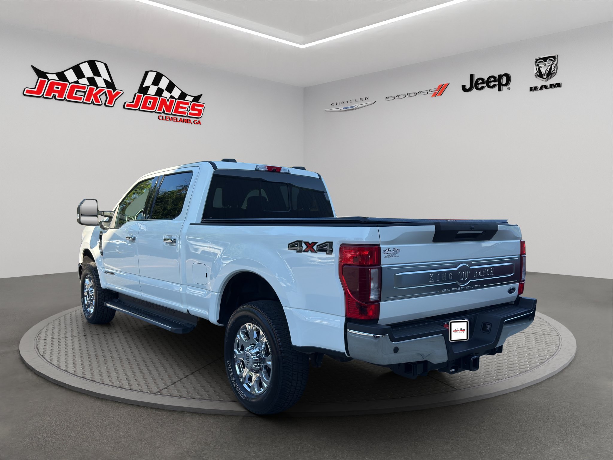 Used 2022 Ford F350 King Ranch w/ Chrome Package AWD/4WD image 6