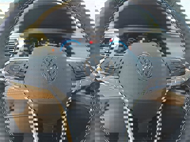 New 2026 Volkswagen Atlas Cross Sport SE image 24