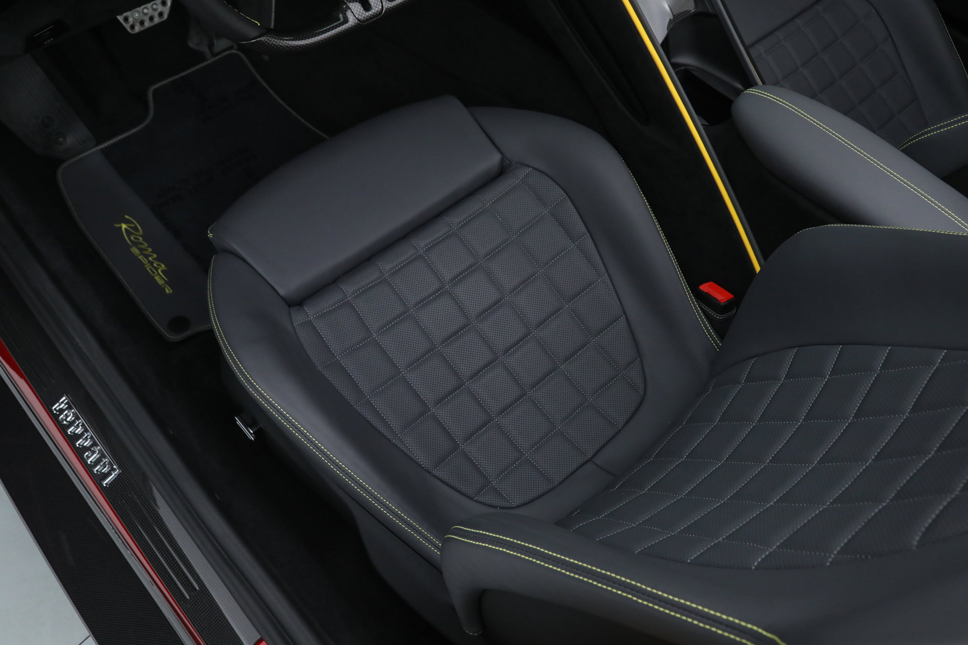 Used 2025 Ferrari Roma Spider image 33