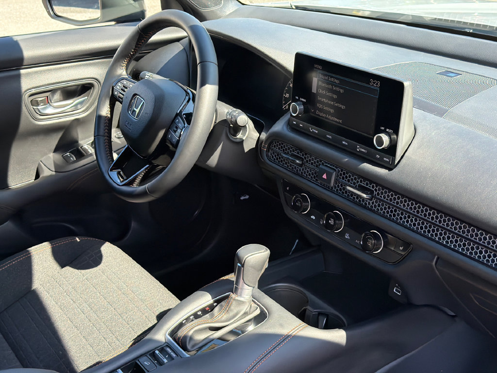 Used 2025 Honda HR-V Sport image 8