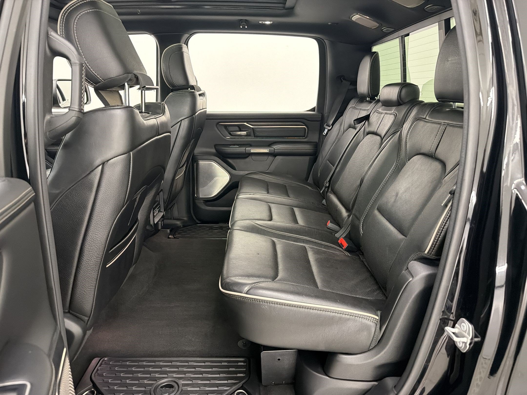 Used 2020 RAM 1500 Limited AWD/4WD image 21