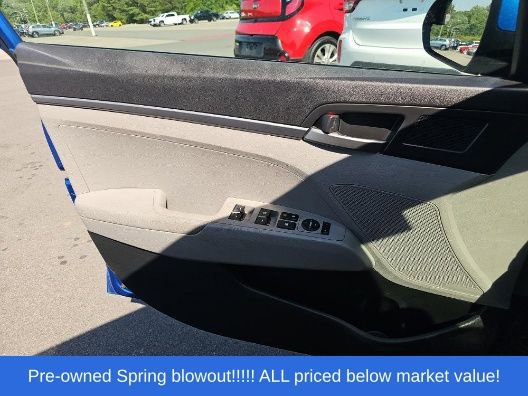 Used 2017 Hyundai Elantra SE w/ Cargo Package FWD image 9