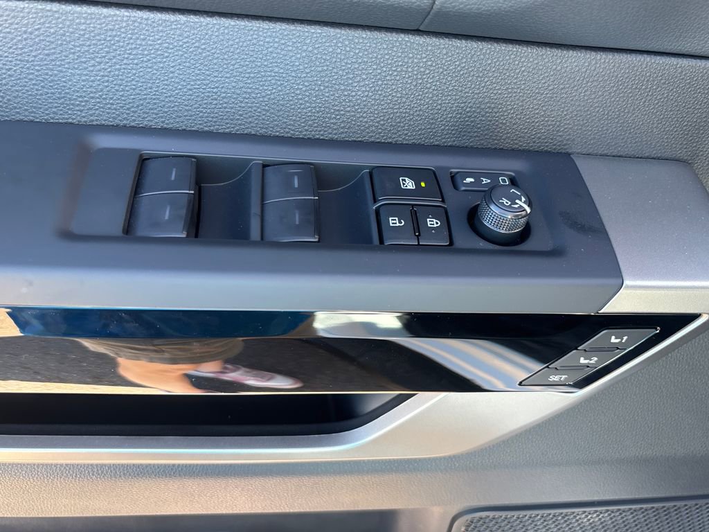 New 2026 Toyota Tundra Limited image 8