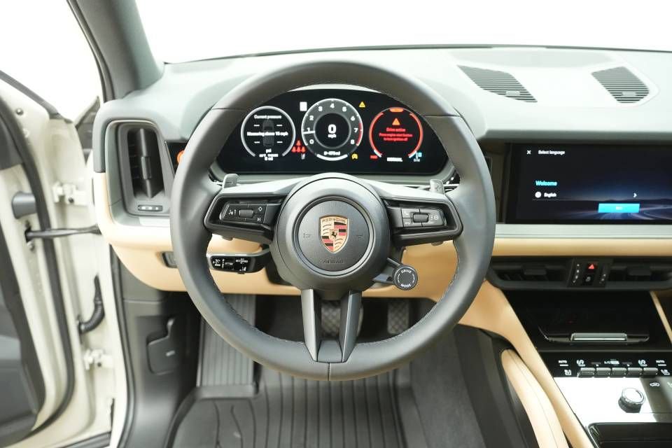 New 2026 Porsche Cayenne image 13