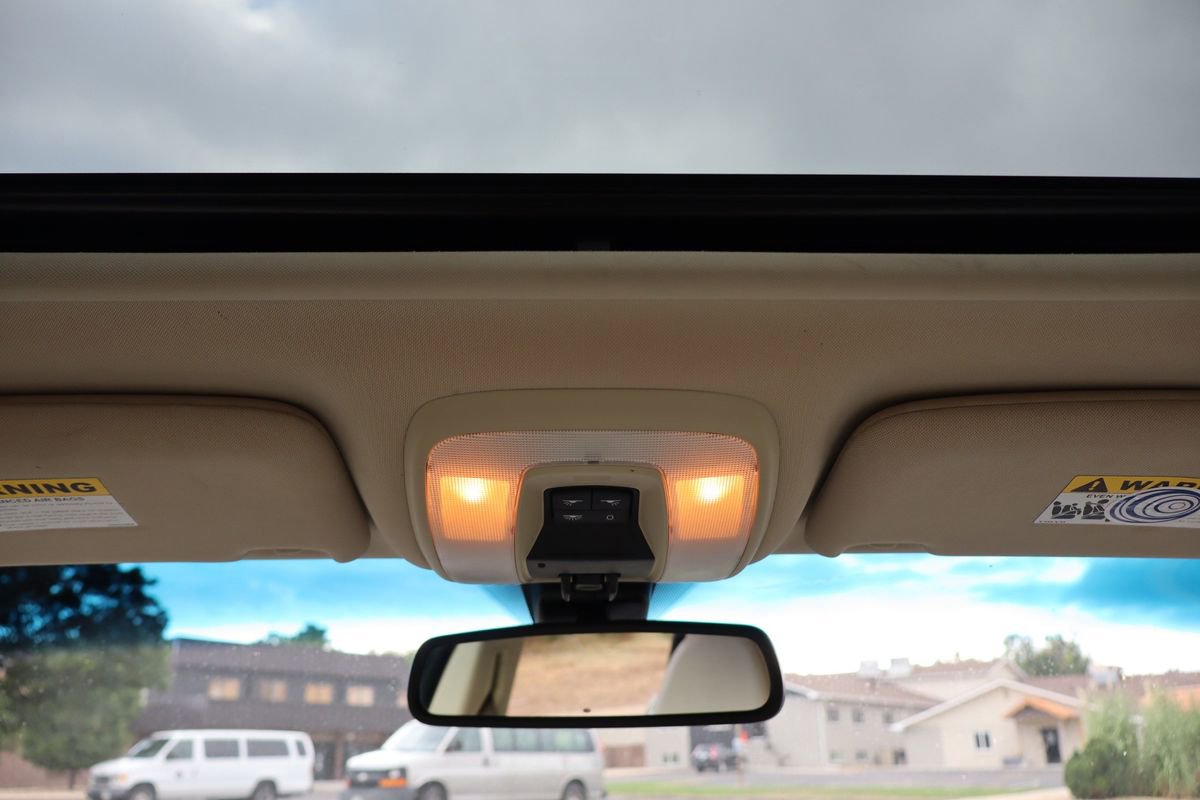 Used 2011 Volvo XC70 T6 image 28