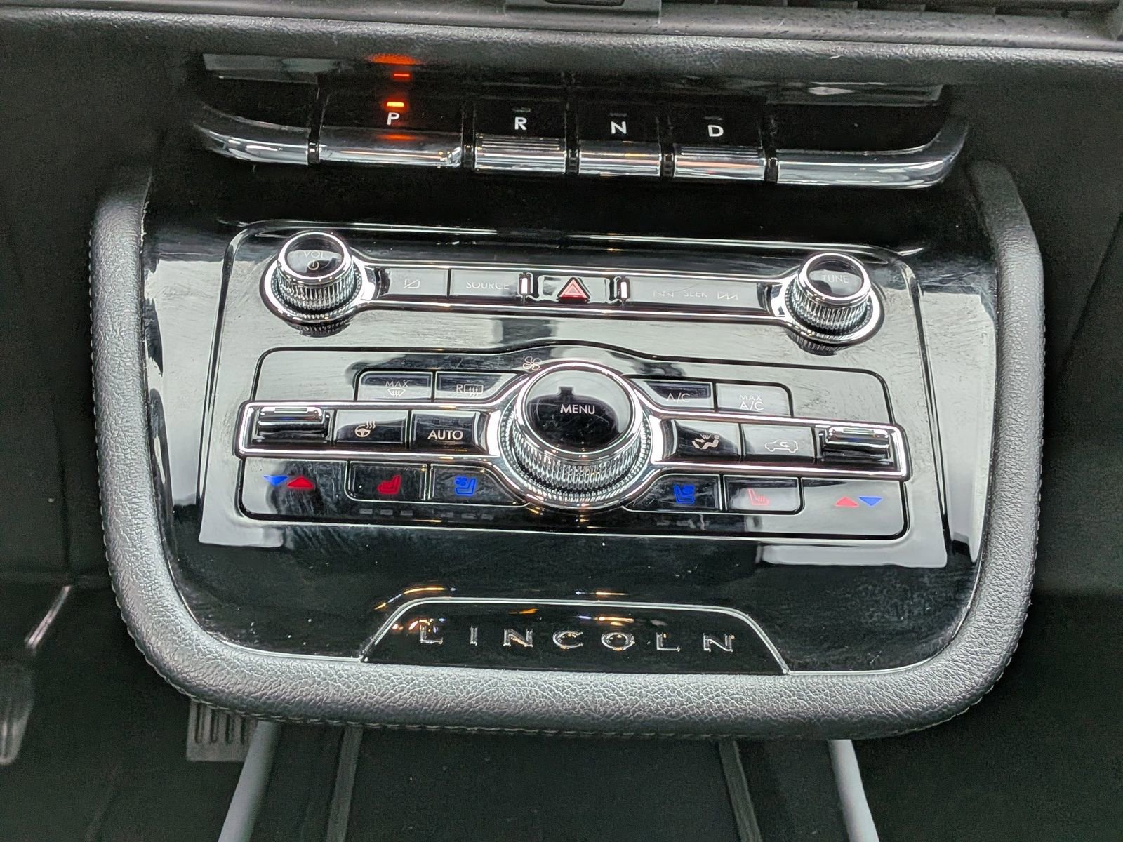 Used 2022 Lincoln Corsair FWD w/ Equipment Group 101A image 19