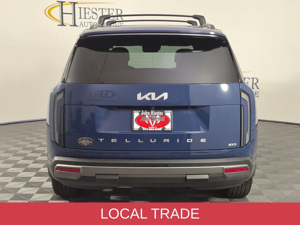 Used 2027 Kia Telluride S w/ Towing Package AWD/4WD image 6