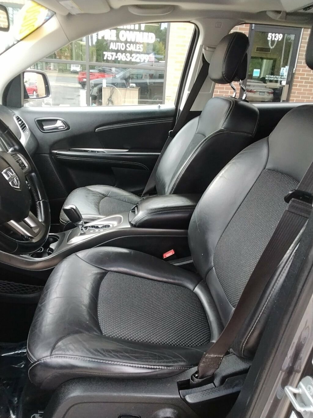 Used 2020 Dodge Journey Crossroad FWD image 7