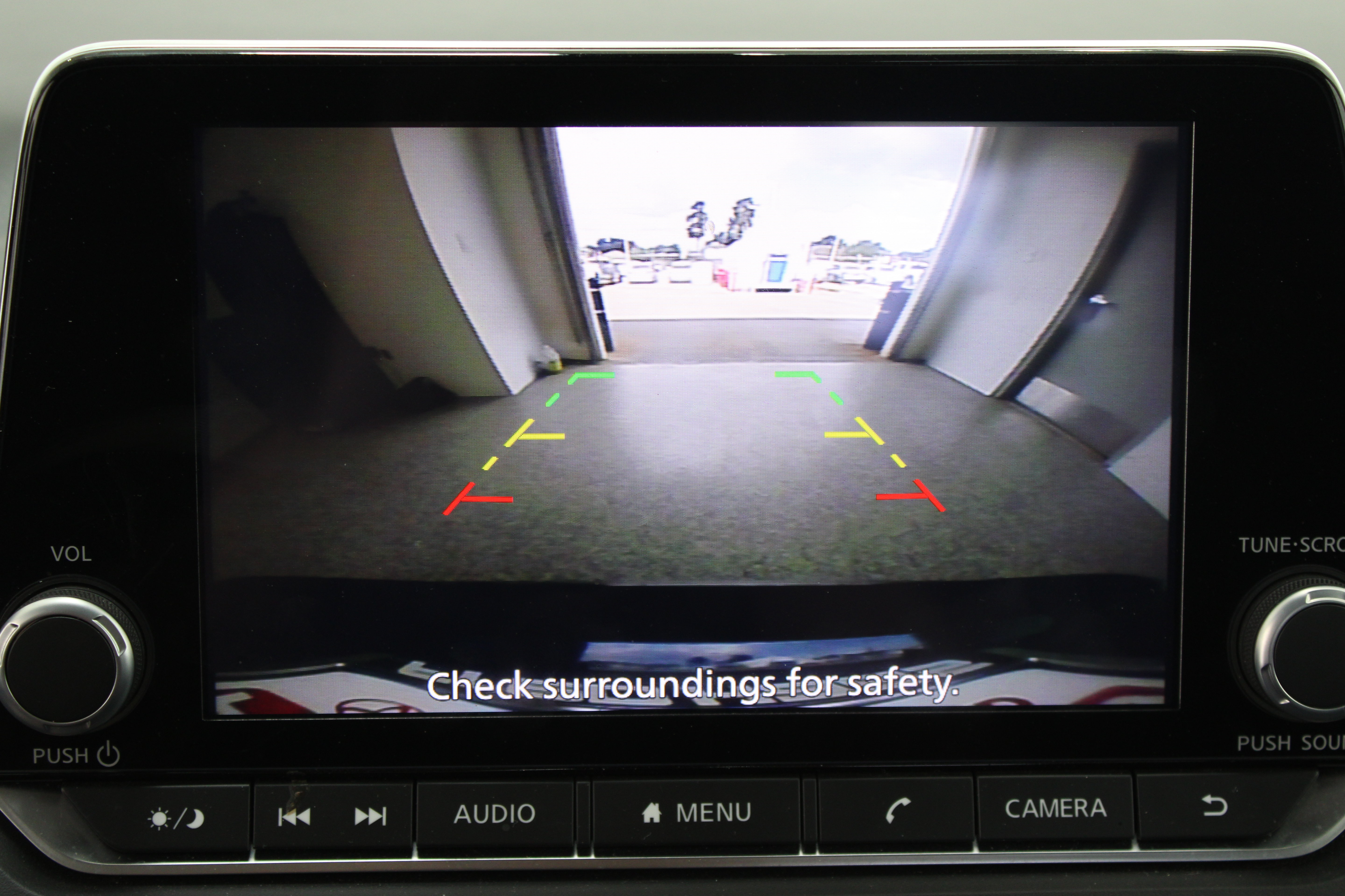 Used 2025 Nissan Rogue SV FWD image 21