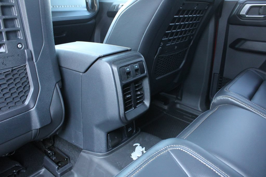 Used 2025 Ford Bronco Badlands AWD/4WD image 20