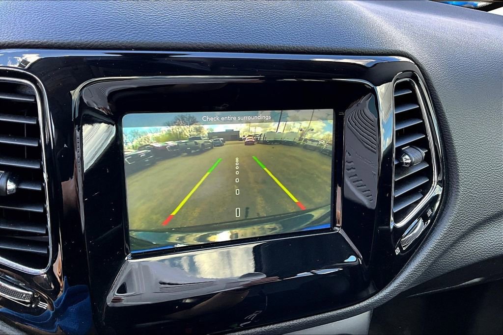 Used 2019 Jeep Compass Altitude image 17