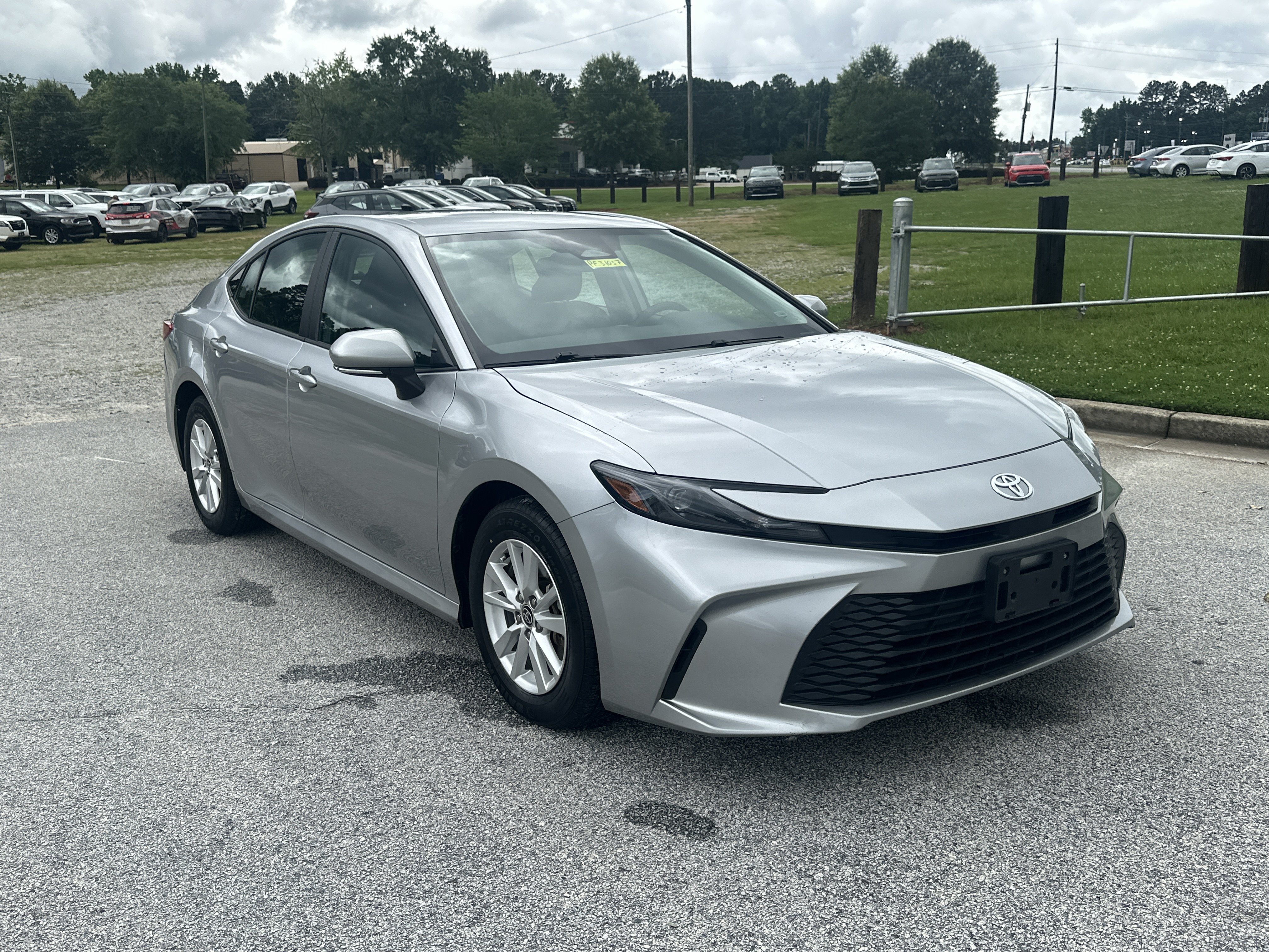 Used 2025 Toyota Camry LE FWD image 3