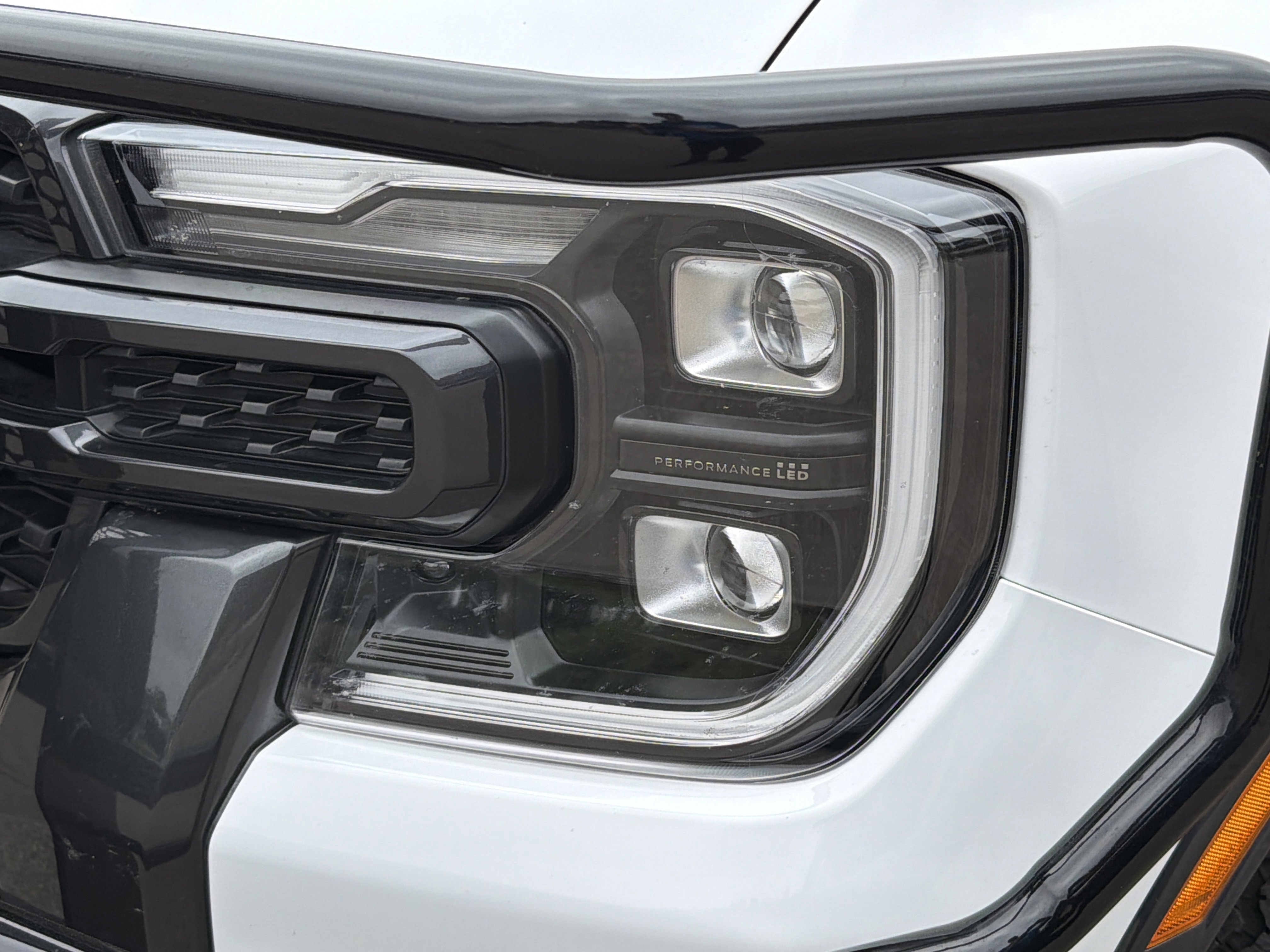 Used 2024 Ford Ranger Lariat w/ FX4 Off-Road Package image 11
