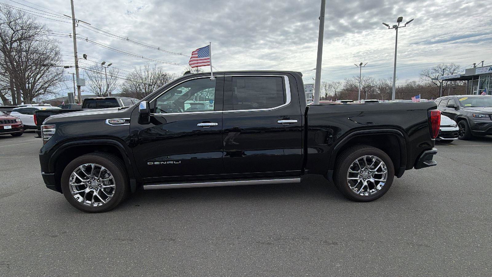New 2025 GMC Sierra 1500 Denali w/ Denali Reserve Package image 4