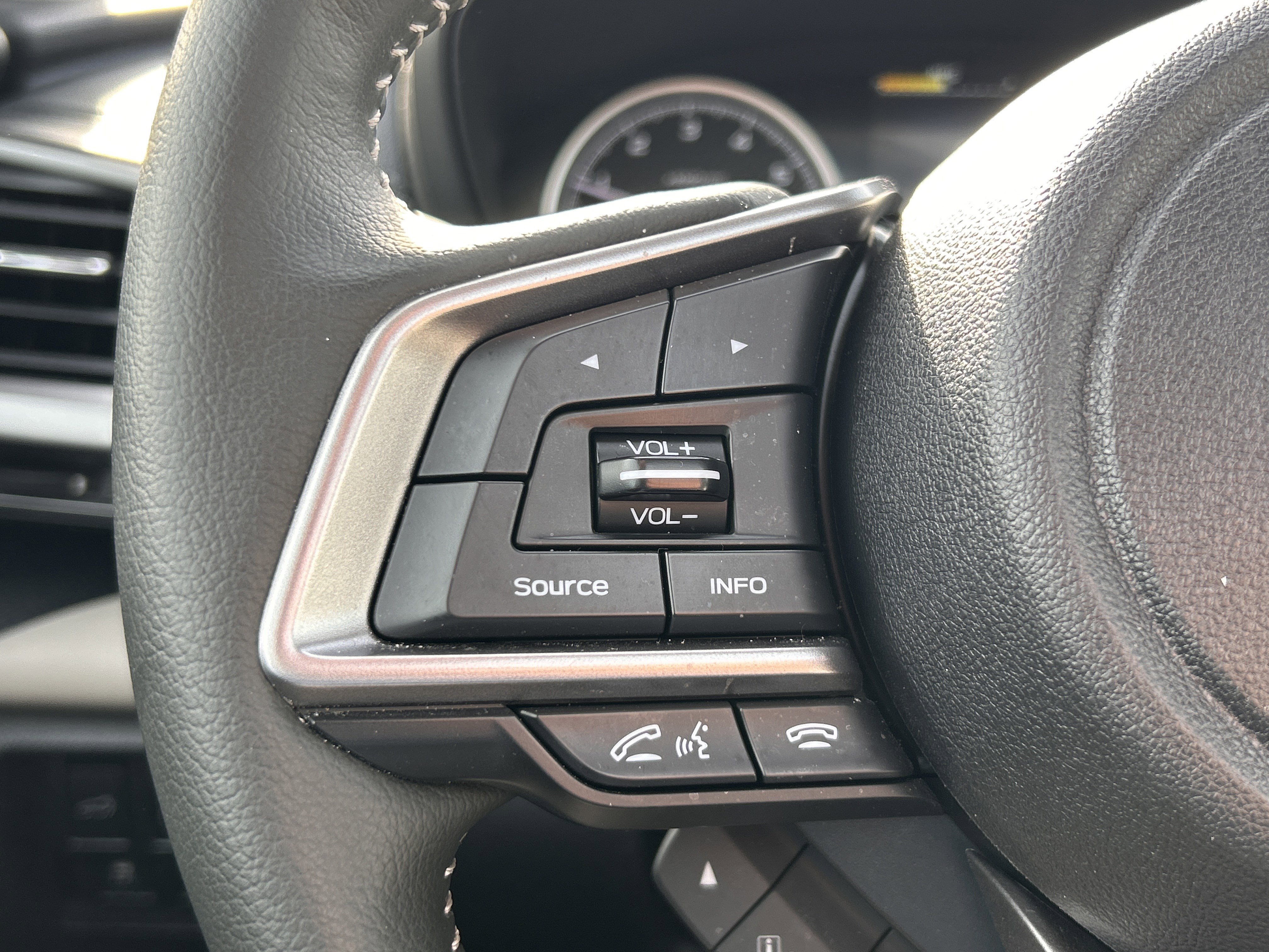 Used 2023 Subaru Forester Limited w/ Popular Package #2 image 21