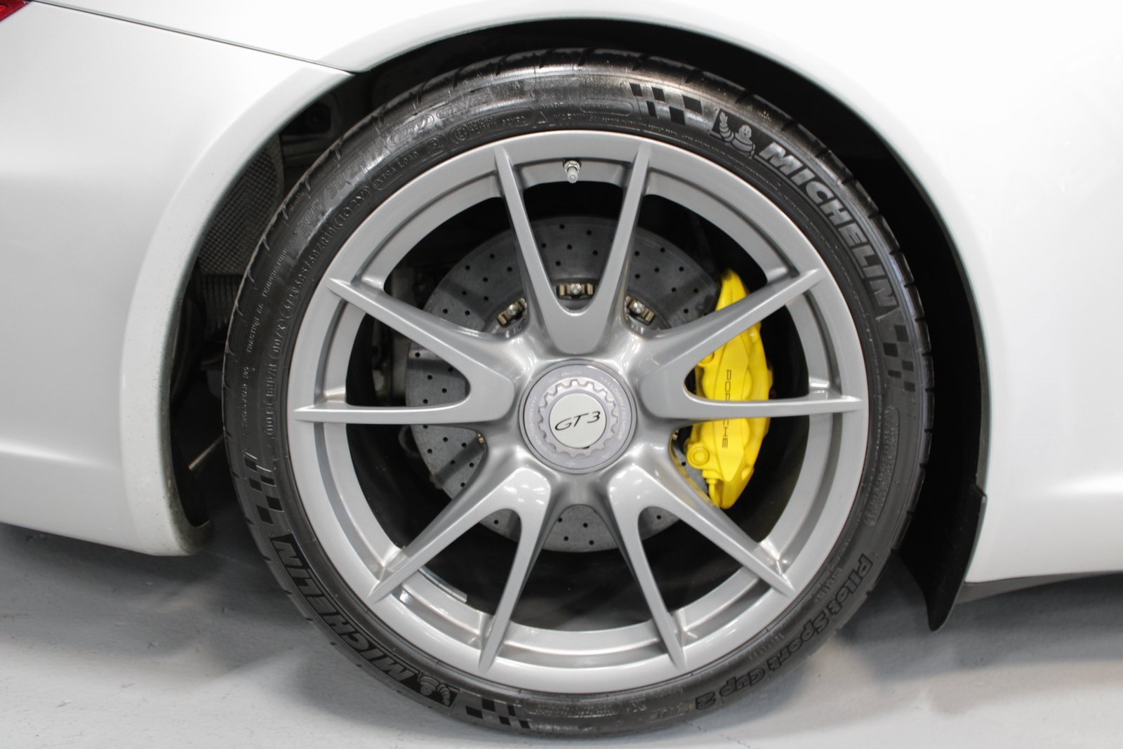 Used 2010 Porsche 911 GT3 image 13