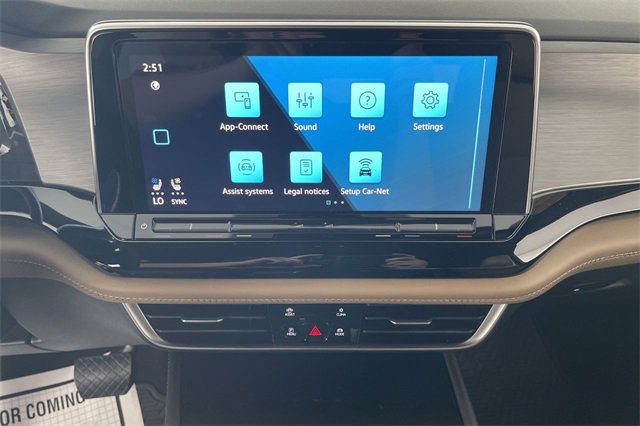 Used 2024 Volkswagen Atlas Cross Sport SE image 38