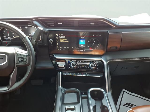 Used 2024 GMC Sierra 3500 Denali Ultimate image 13