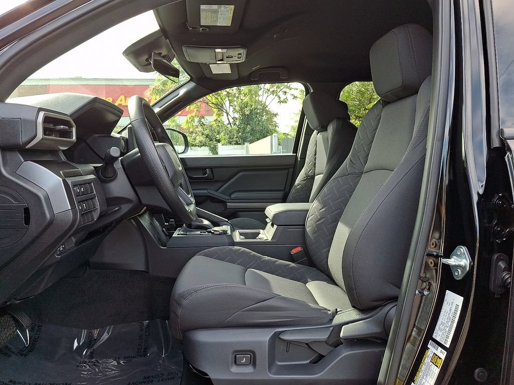 Certified 2026 Toyota Tacoma SR5 AWD/4WD image 13