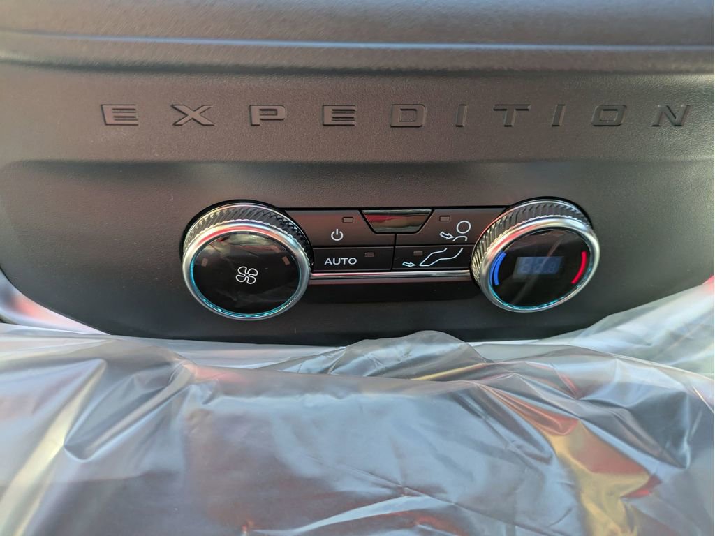 New 2025 Ford Expedition Max Active image 33