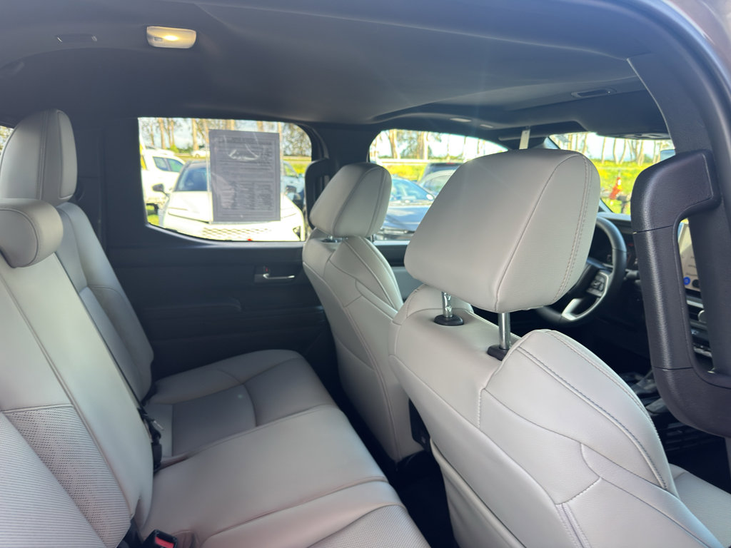 Used 2025 Toyota Tacoma Limited image 17