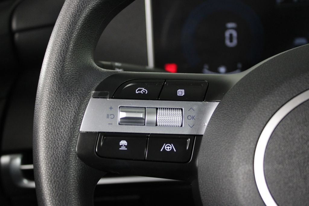 Used 2026 Hyundai Tucson SE FWD image 26