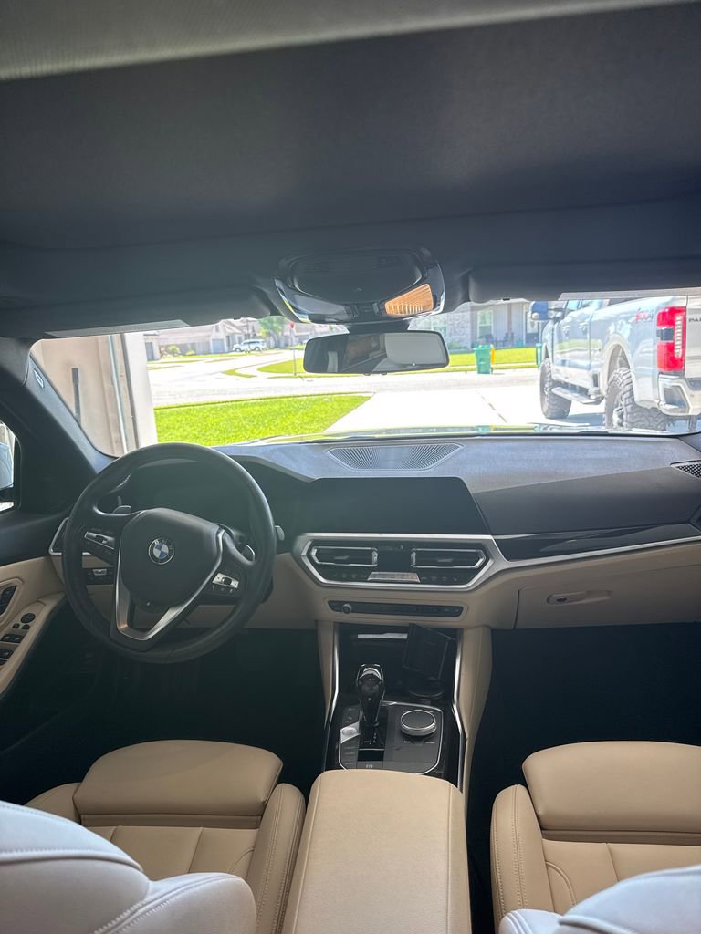Used 2019 BMW 330i Sedan w/ Premium Package image 23