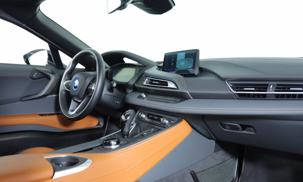 Used 2019 BMW i8 Roadster AWD/4WD image 12