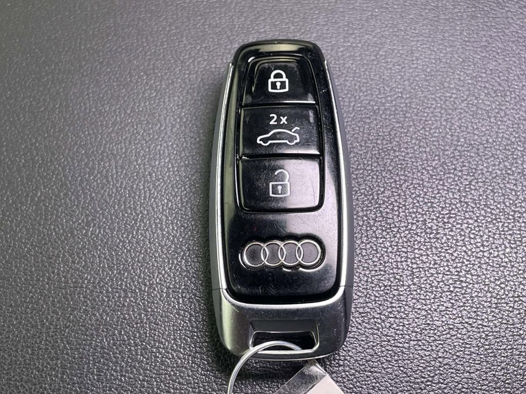 Used 2021 Audi Q7 3.0T Prestige w/ Prestige Package AWD/4WD image 47