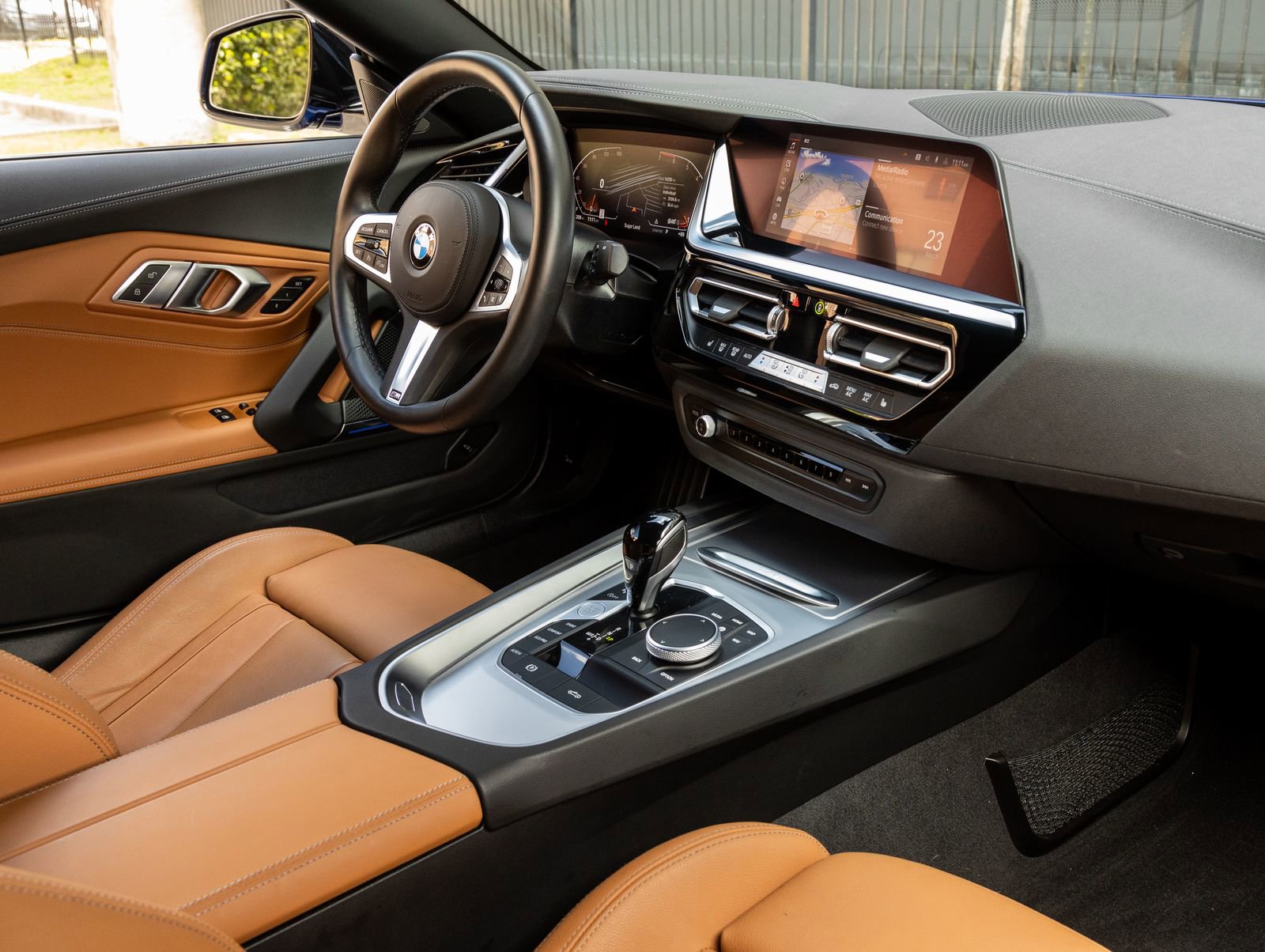 Used 2023 BMW Z4 sDrive30i w/ Shadowloine Package image 14