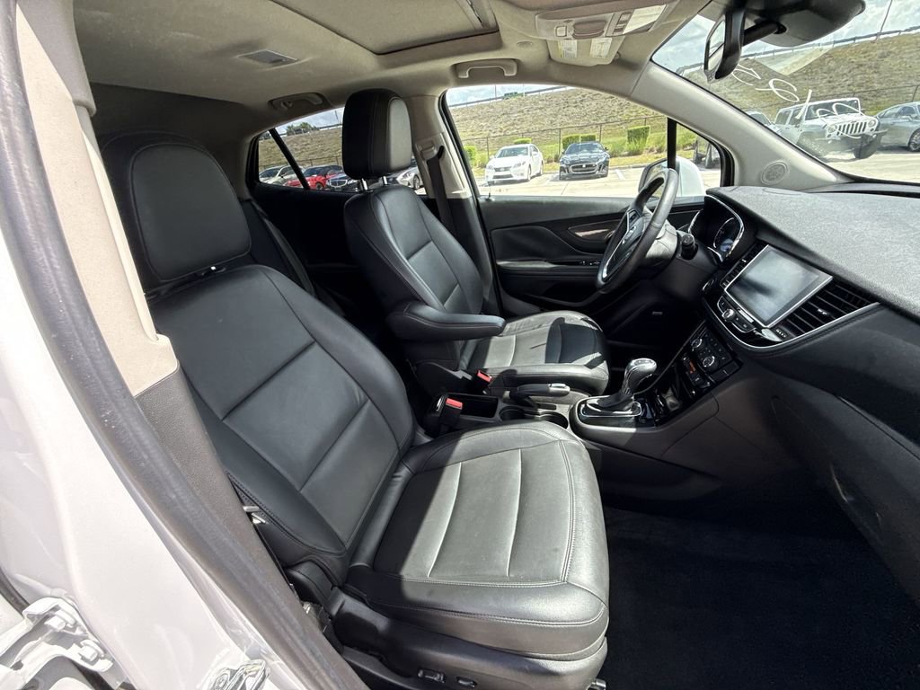 Used 2018 Buick Encore Essence w/ Experience Buick Package image 16