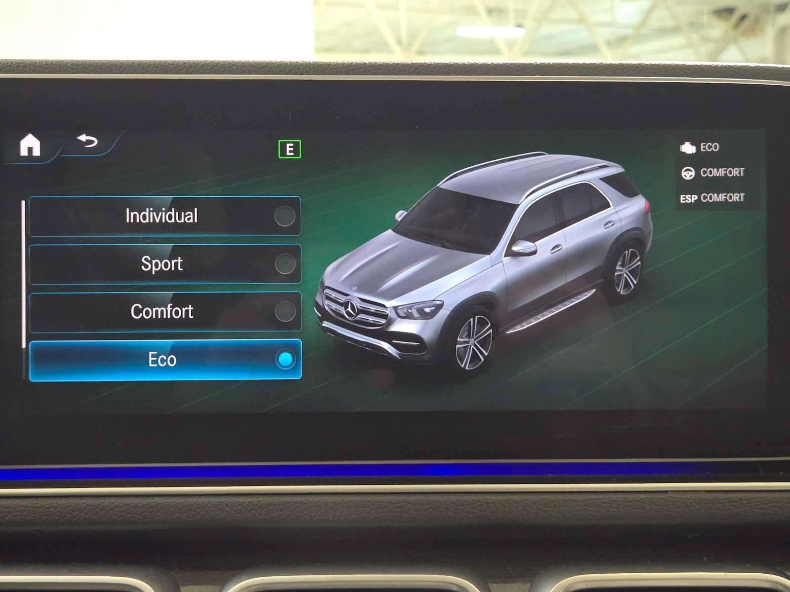 Used 2020 Mercedes-Benz GLE 350 4MATIC image 32