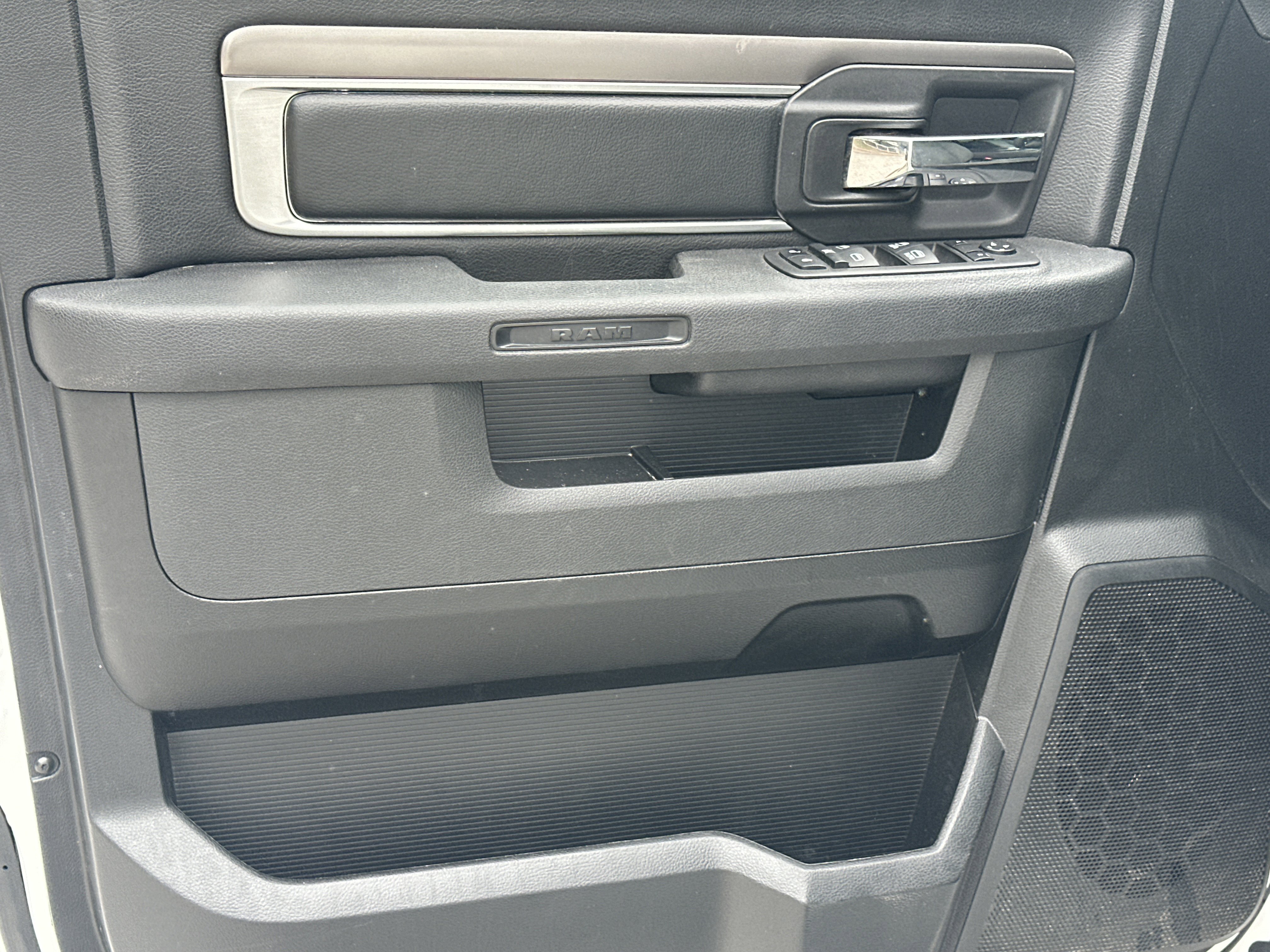 Used 2024 RAM 1500 Classic Warlock AWD/4WD image 10