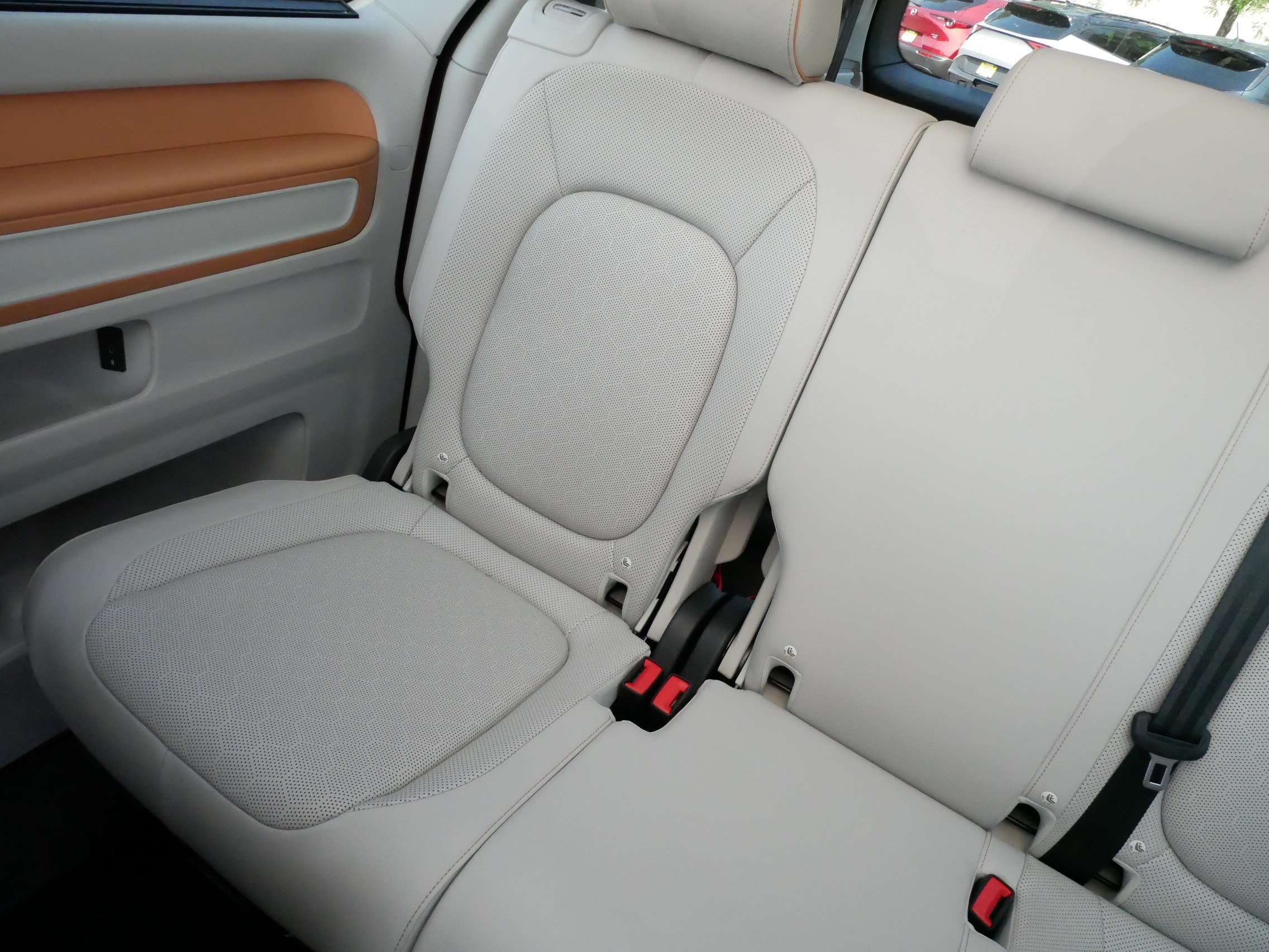 Certified 2025 Volkswagen ID. Buzz Pro S Plus RWD image 12