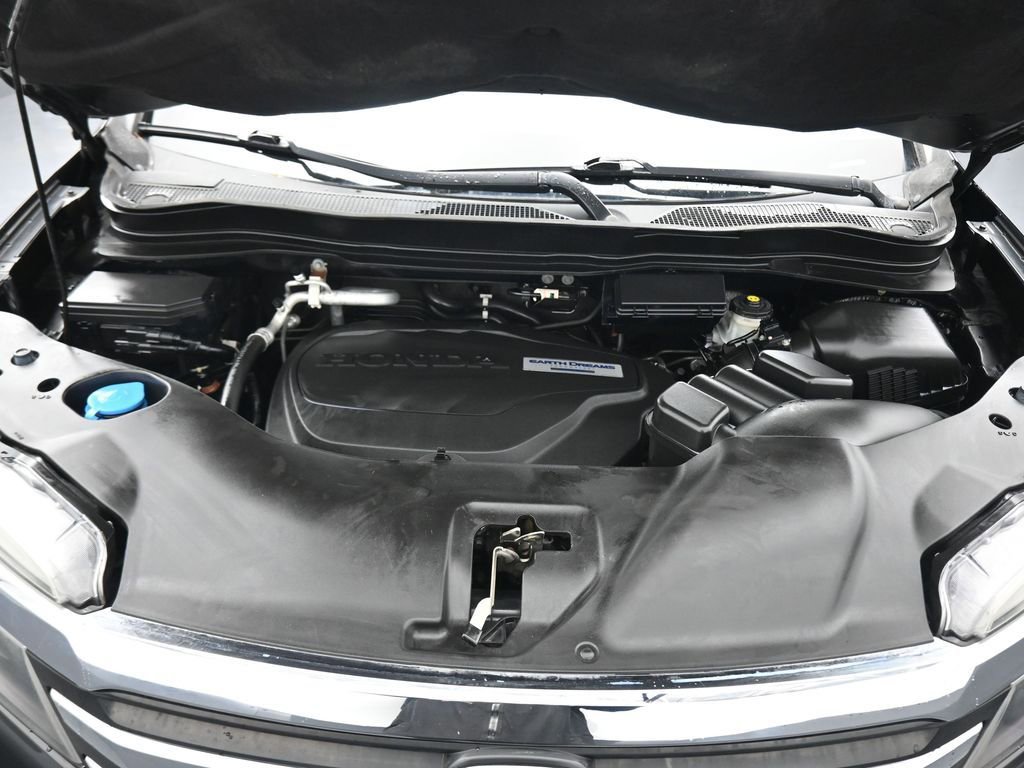 Used 2017 Honda Pilot LX image 54