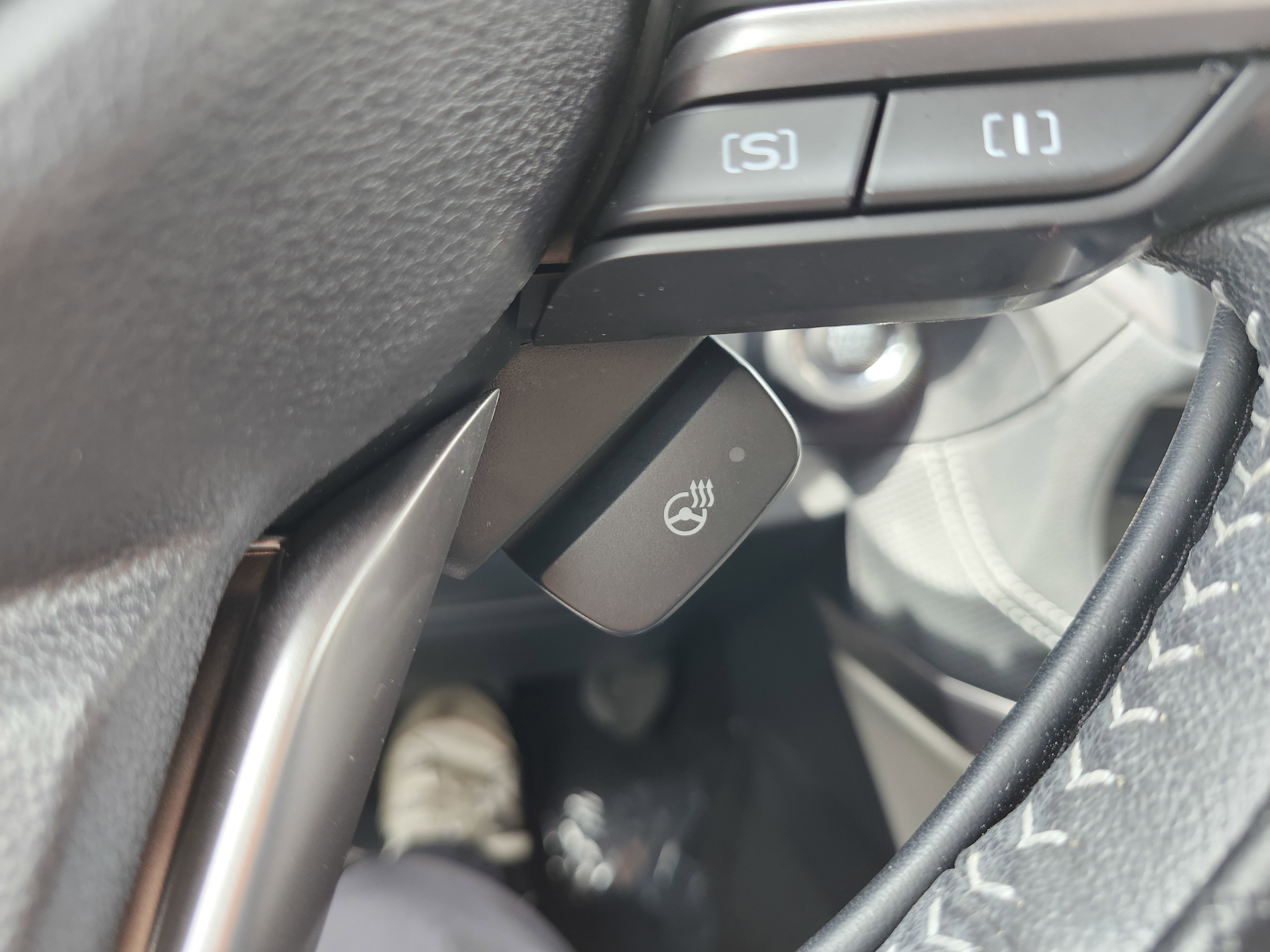 Used 2019 Subaru Forester Limited w/ Popular Package #3 image 39