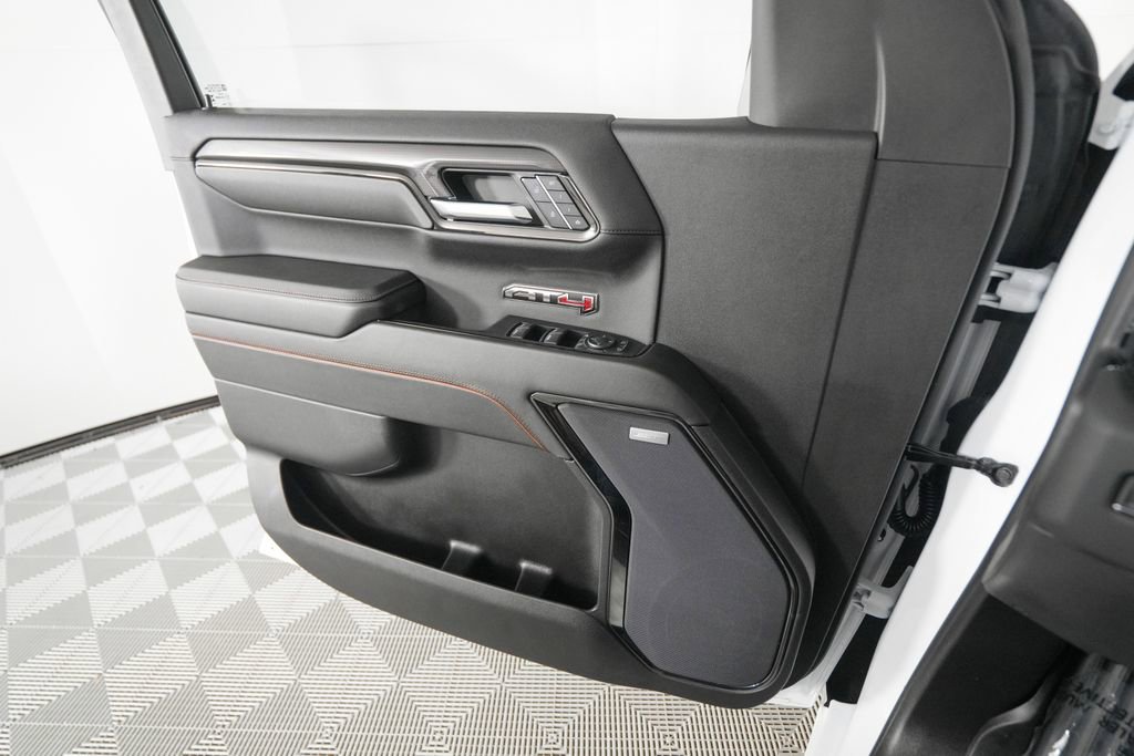 Used 2024 GMC Sierra 1500 AT4 w/ Technology Package image 13