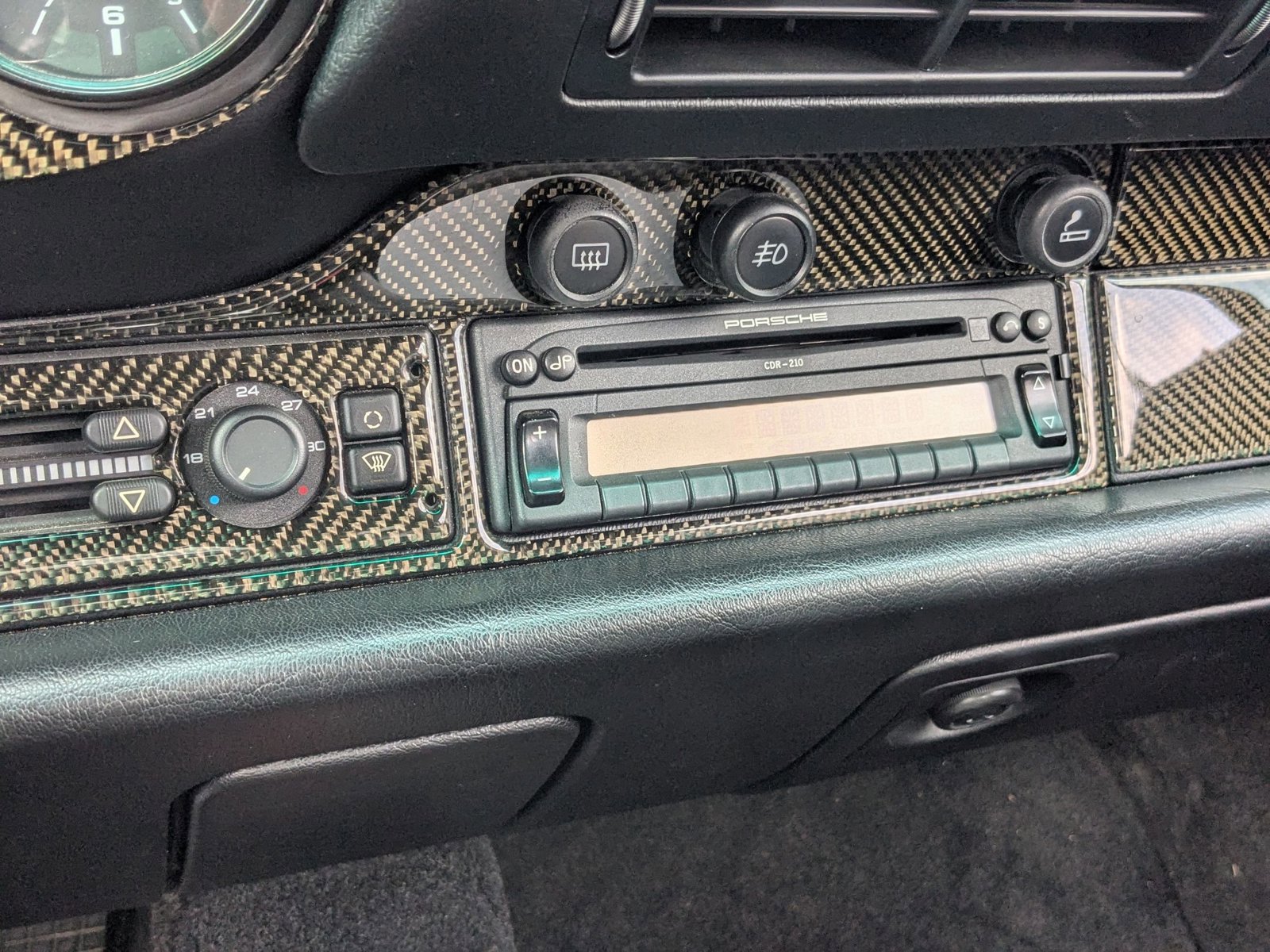 Used 1998 Porsche 911 GT3 RS image 19