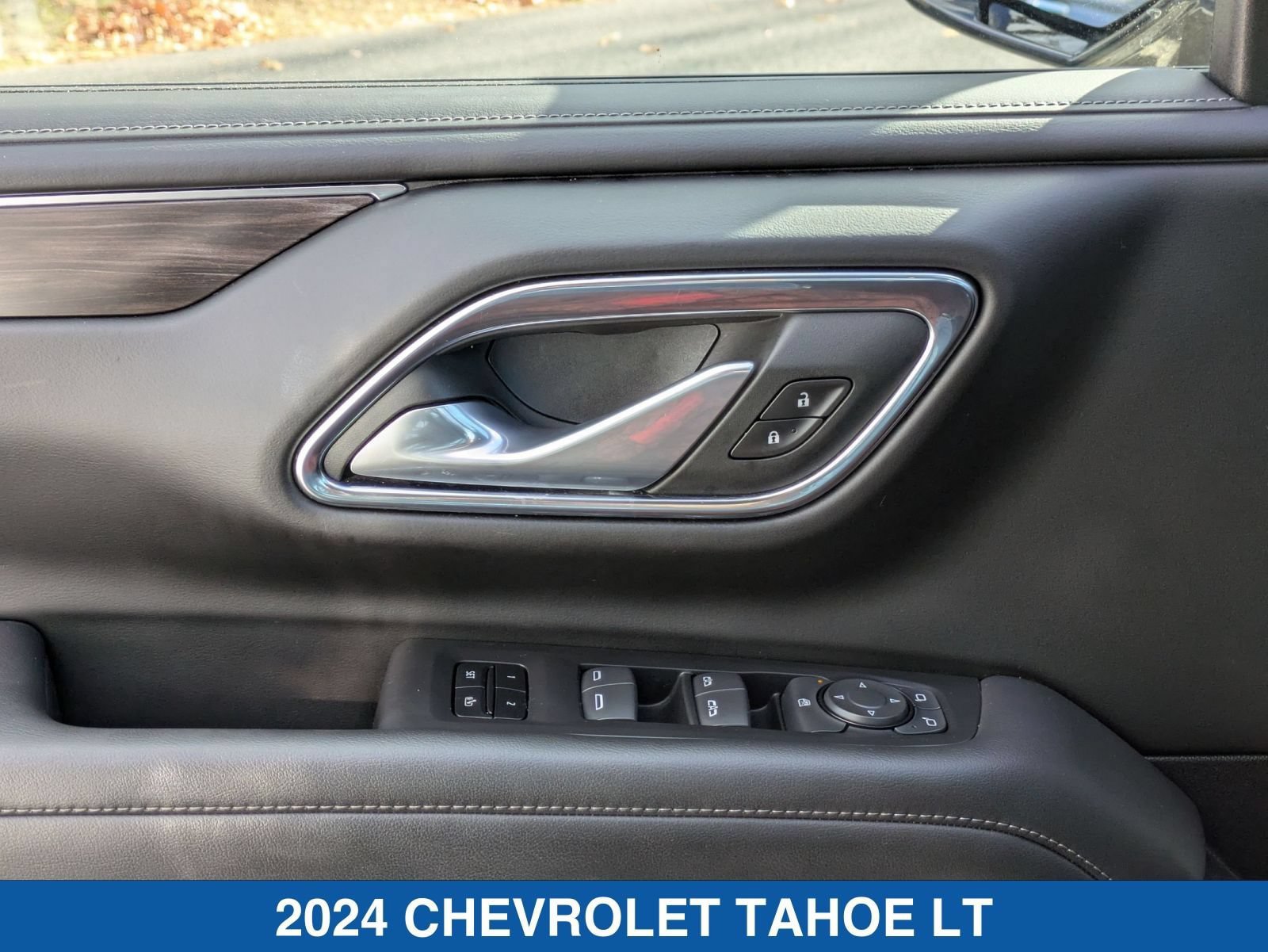 Used 2024 Chevrolet Tahoe LT AWD/4WD image 13