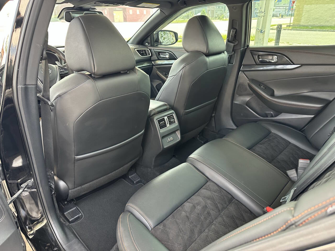 Used 2019 Nissan Maxima SR image 37