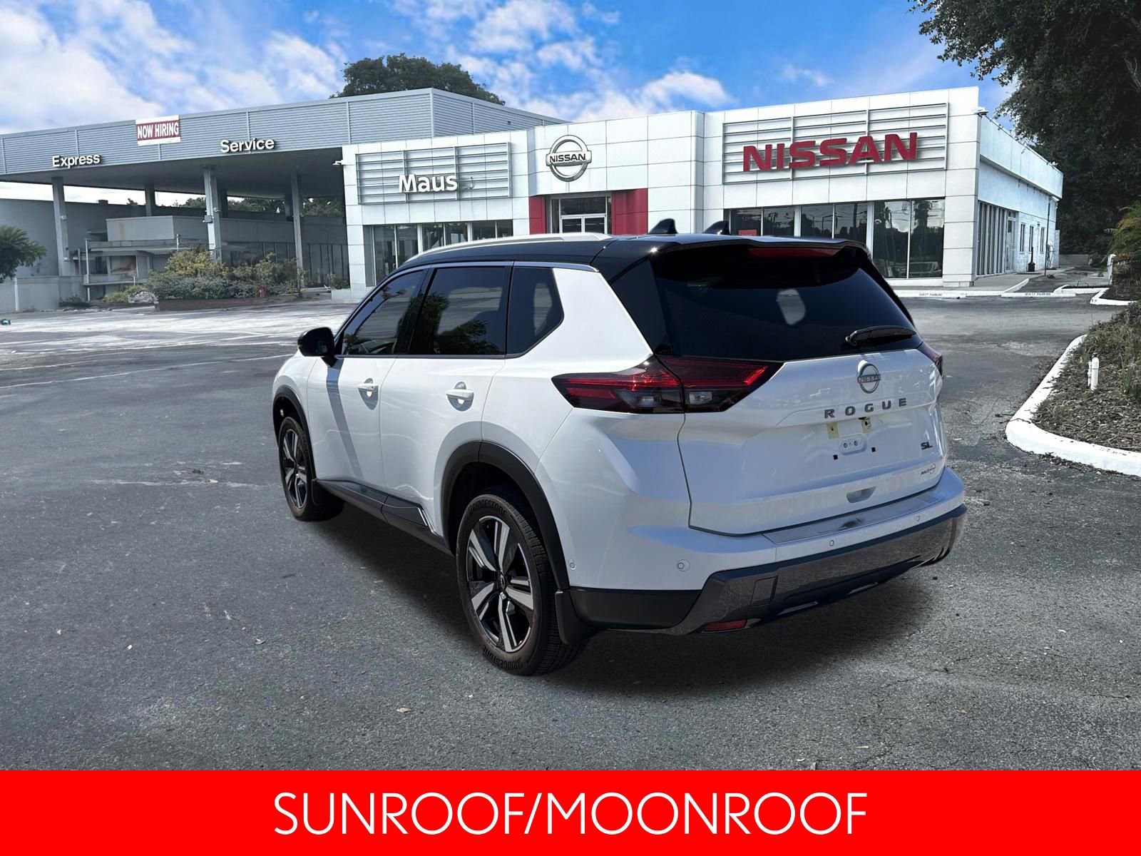 Certified 2025 Nissan Rogue SL w/ Tech Package image 5